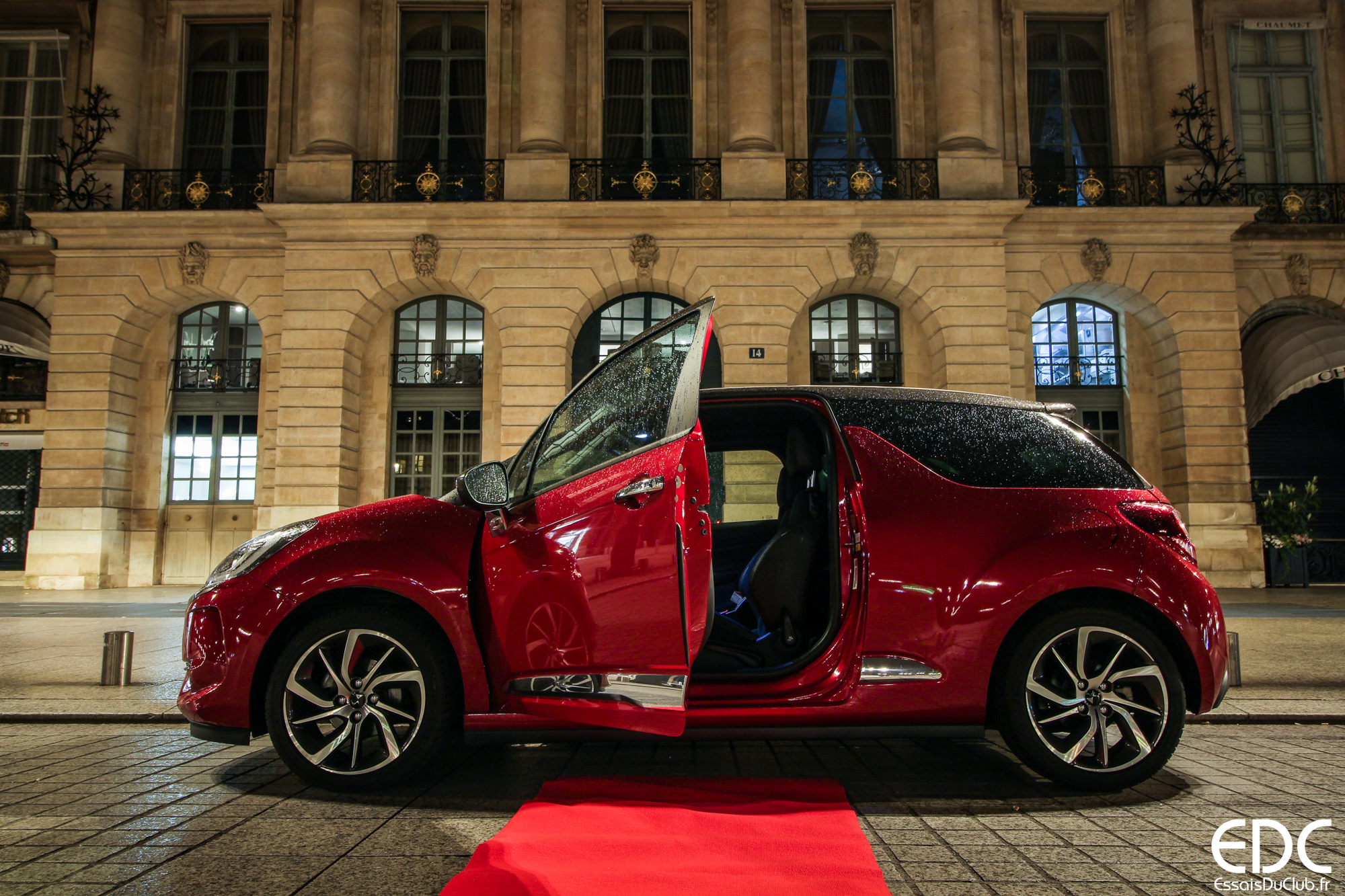 DS 3 rouge rubis