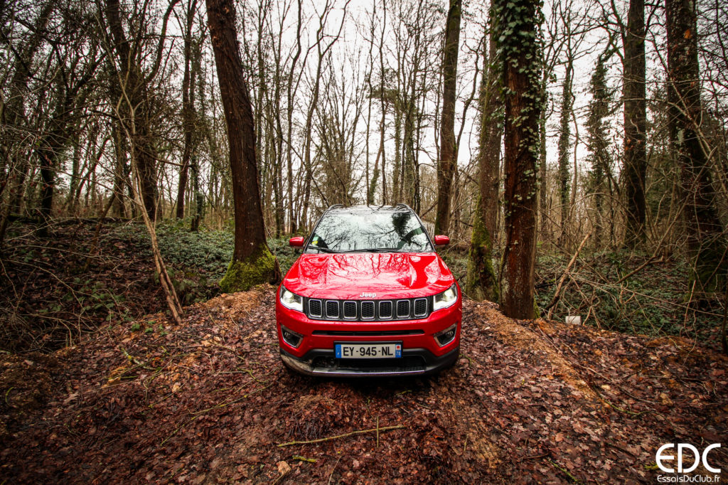 Jeep Compass rouge