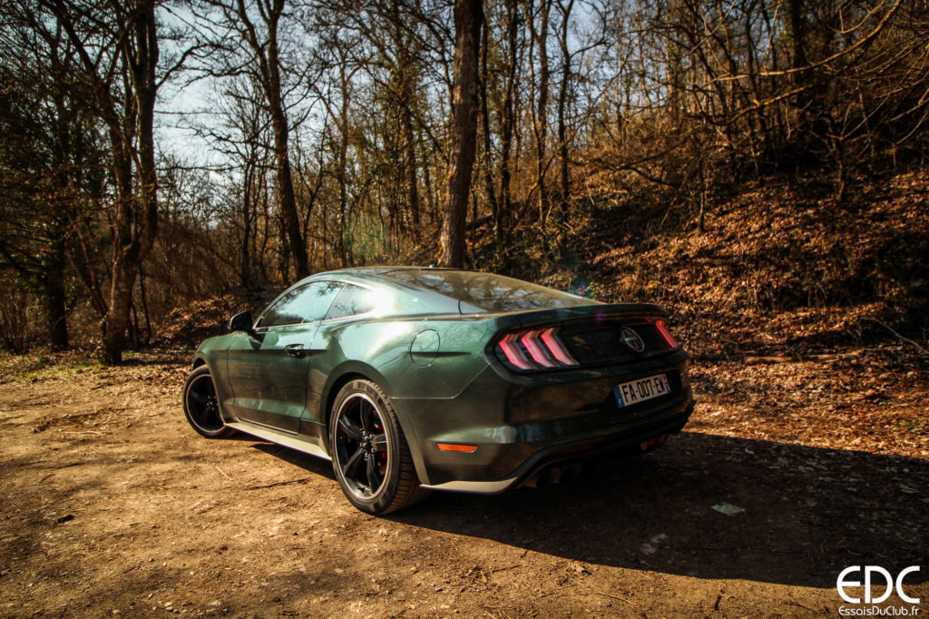 Ford Mustang arrière